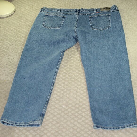 Wrangler Regular Fit Straight Leg Men's Jeans Size 48 X 30 99% Cotton - Picture 2 of 8